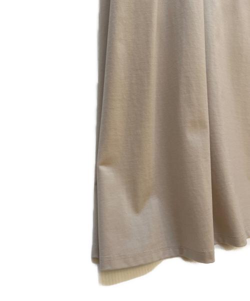 BLUE LABEL CRESTBRIDGE（ブルーレーベルクレストブリッジ）BLUE LABEL CRESTBRIDGE (ブルーレーベルクレストブリッジ) 半袖ワンピース ベージュ サイズ:36の古着・服飾アイテム