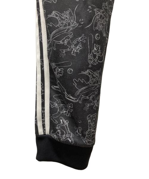 adidas（アディダス）adidas (アディダス) DISNEY (ディズニー) ジャージパンツ ホワイト×ブラック サイズ:XLの古着・服飾アイテム