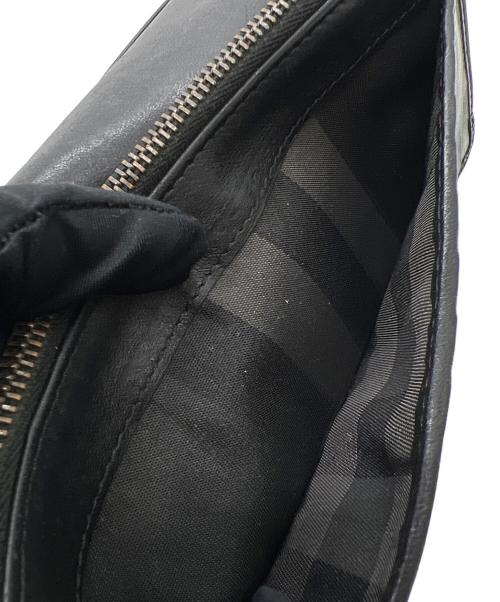BURBERRY（バーバリー）BURBERRY (バーバリー) 2つ折り財布 ブラックの古着・服飾アイテム