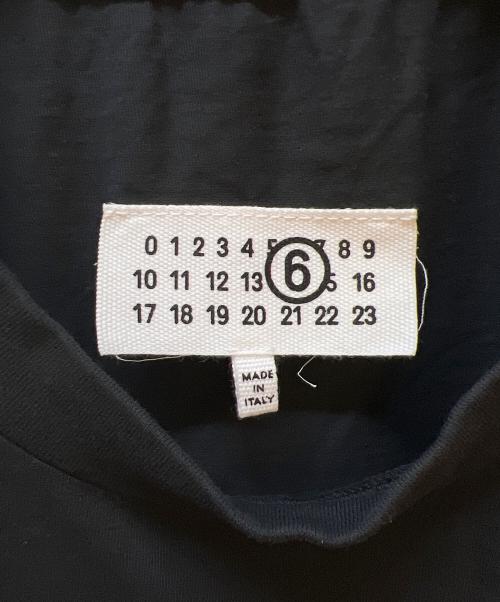 MM6 Maison Margiela（エムエムシックスメゾンマルジェラ）MM6 Maison Margiela (エムエムシックスメゾンマルジェラ) テープドラベルTee ブラック サイズ:Sの古着・服飾アイテム