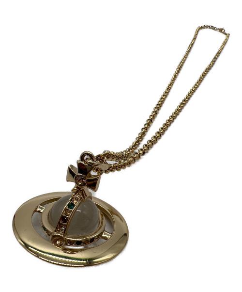 Vivienne Westwood（ヴィヴィアンウエストウッド）Vivienne Westwood (ヴィヴィアンウエストウッド) オーブペンダント ゴールドカラーの古着・服飾アイテム