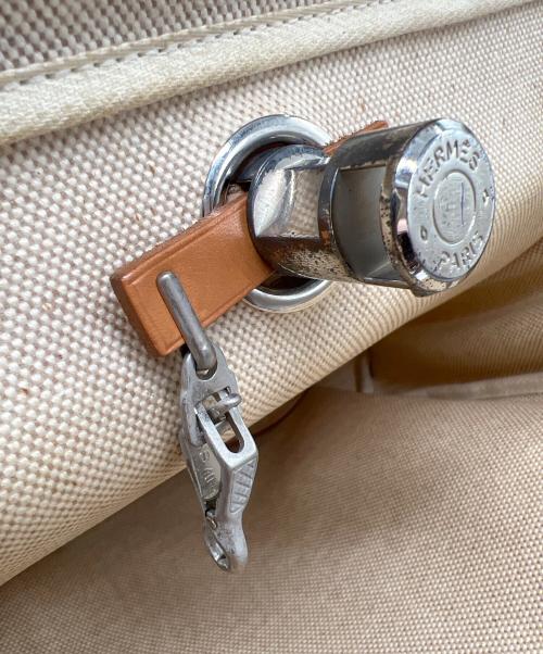 HERMES（エルメス）HERMES (エルメス) リュック ベージュ×ブラウンの古着・服飾アイテム