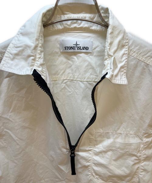 STONE ISLAND（ストーンアイランド）STONE ISLAND (ストーンアイランド) 半袖シャツ ホワイト サイズ:Sの古着・服飾アイテム