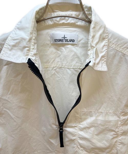 STONE ISLAND（ストーンアイランド）STONE ISLAND (ストーンアイランド) 半袖シャツ ホワイト サイズ:Sの古着・服飾アイテム