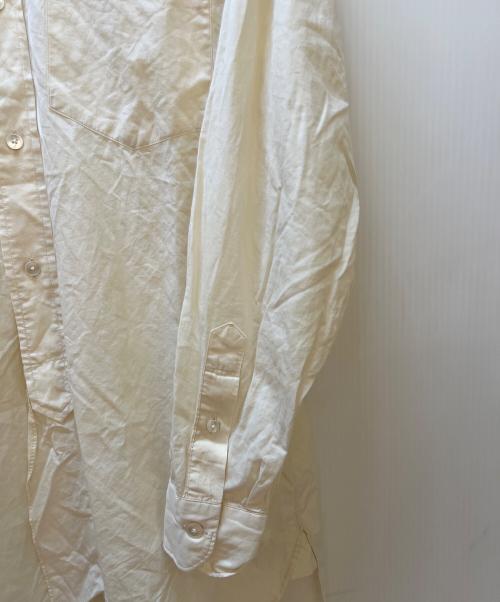 COMOLI（コモリ）COMOLI (コモリ) 長袖シャツ アイボリーの古着・服飾アイテム