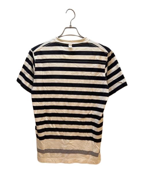 STONE ISLAND（ストーンアイランド）STONE ISLAND (ストーンアイランド) Tシャツ ホワイト×ブラック サイズ:Sの古着・服飾アイテム