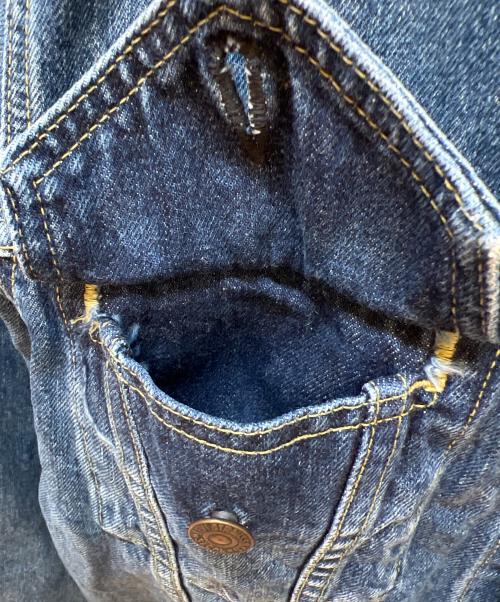 LEVI'S（リーバイス）LEVI'S (リーバイス) デニムジャケット インディゴ サイズ:42の古着・服飾アイテム