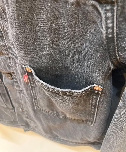 LEVI'S（リーバイス）LEVI'S (リーバイス) デニムジャケット グレー サイズ:Mの古着・服飾アイテム