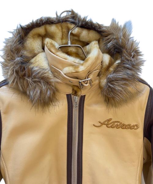 AVIREX（アヴィレックス）AVIREX (アヴィレックス) レザージャケット ベージュ サイズ:Sの古着・服飾アイテム