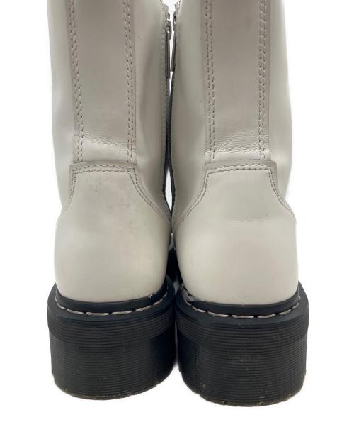 Dr.Martens（ドクターマーチン）Dr.Martens (ドクターマーチン) 8ホールブーツ ホワイト サイズ:UK9の古着・服飾アイテム