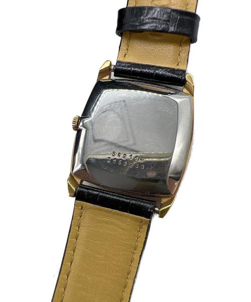 UNIVERSAL GENEVE（ユニヴァーサルジュネーブ）UNIVERSAL GENEVE (ユニヴァーサルジュネーブ) 腕時計 ゴールドの古着・服飾アイテム