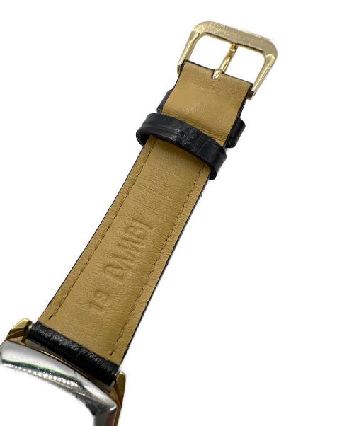UNIVERSAL GENEVE（ユニヴァーサルジュネーブ）UNIVERSAL GENEVE (ユニヴァーサルジュネーブ) 腕時計 ゴールドの古着・服飾アイテム