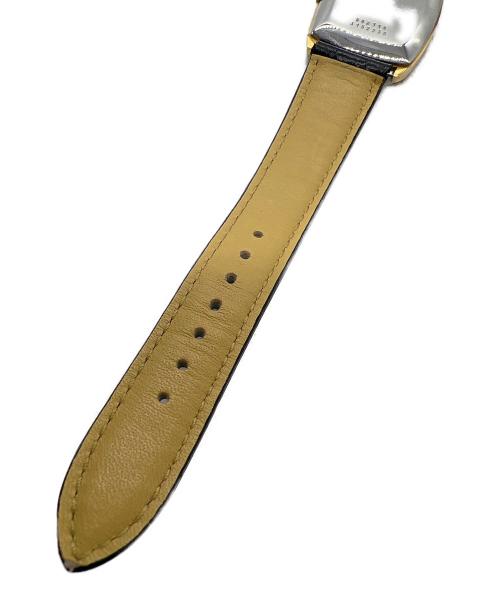 UNIVERSAL GENEVE（ユニヴァーサルジュネーブ）UNIVERSAL GENEVE (ユニヴァーサルジュネーブ) 腕時計 ゴールドの古着・服飾アイテム