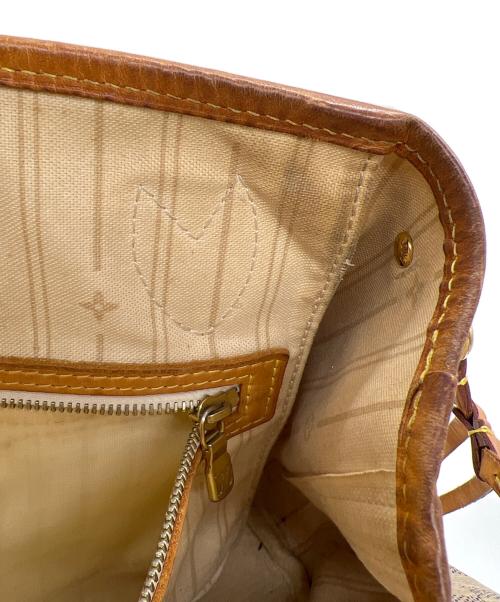 LOUIS VUITTON（ルイ ヴィトン）LOUIS VUITTON (ルイ ヴィトン) トートバッグ ホワイトの古着・服飾アイテム