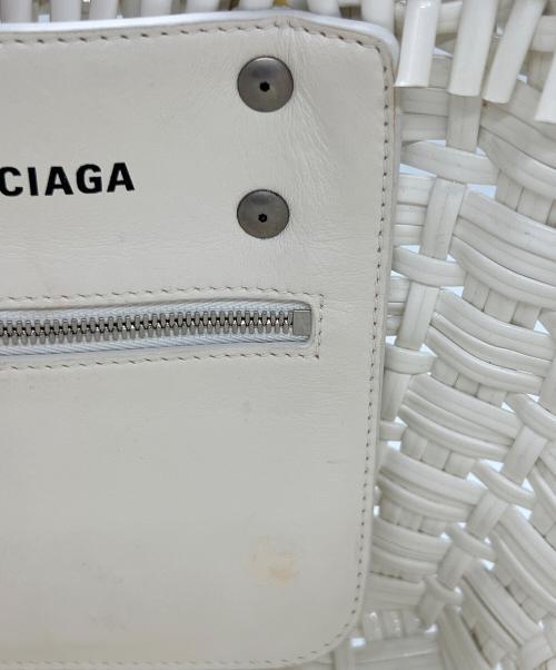 BALENCIAGA（バレンシアガ）BALENCIAGA (バレンシアガ) ビストロ XS BASKET BAG ホワイトの古着・服飾アイテム