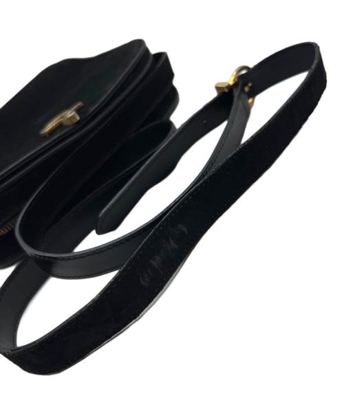 Salvatore Ferragamo（サルヴァトーレ フェラガモ）Salvatore Ferragamo (サルヴァトーレ フェラガモ) ショルダーバッグ ブラックの古着・服飾アイテム