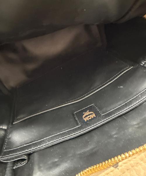 MCM（エムシーエム）MCM (エムシーエム) リュック ホワイトの古着・服飾アイテム