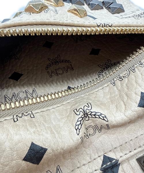 MCM（エムシーエム）MCM (エムシーエム) リュック ホワイトの古着・服飾アイテム