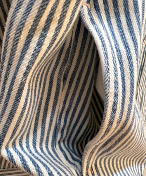 LEVI'S（リーバイス）LEVI'S (リーバイス) ヒッコリーストライプデニムジャケット ブルー×ホワイト サイズ:Lの古着・服飾アイテム