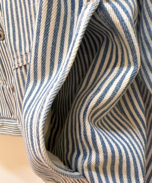 LEVI'S（リーバイス）LEVI'S (リーバイス) ヒッコリーストライプデニムジャケット ブルー×ホワイト サイズ:Lの古着・服飾アイテム