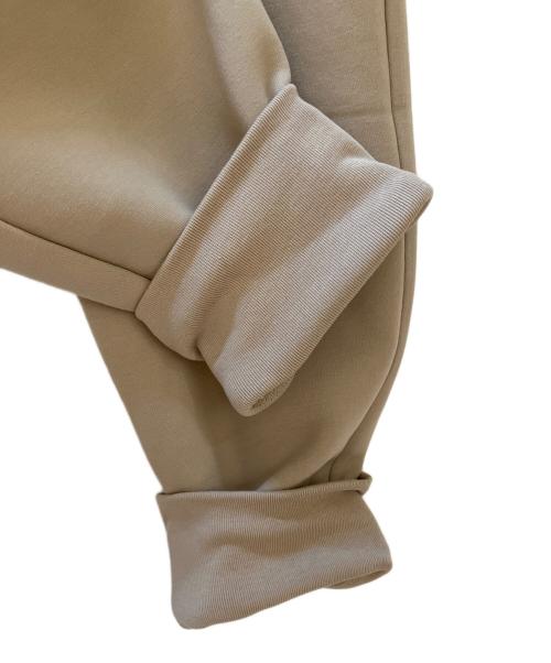 on（オン）on (オン) Focus Tech Sweatpants ベージュ サイズ:S 未使用品の古着・服飾アイテム