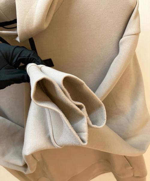 on（オン）on (オン) Focus Tech Hoodie ベージュ サイズ:Lの古着・服飾アイテム