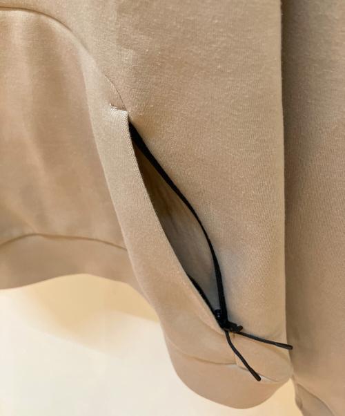 on（オン）on (オン) Focus Tech Hoodie ベージュ サイズ:Lの古着・服飾アイテム