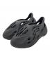 YEEZY（イージー）の古着「adidas YEEZY Foam Runner 