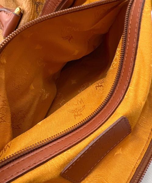 MCM（エムシーエム）MCM (エムシーエム) ボストンバッグ ブラウンの古着・服飾アイテム