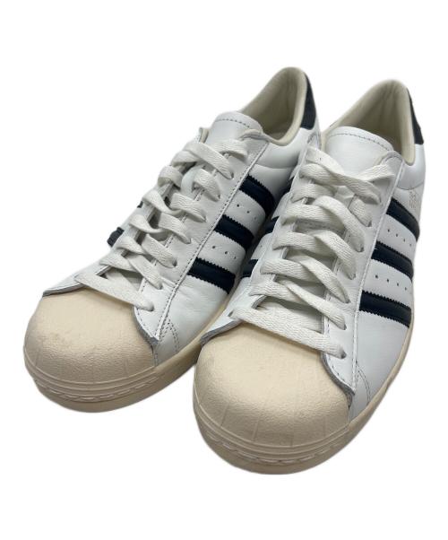 adidas（アディダス）adidas (アディダス) ローカットスニーカー ホワイト×ブラック サイズ:27の古着・服飾アイテム