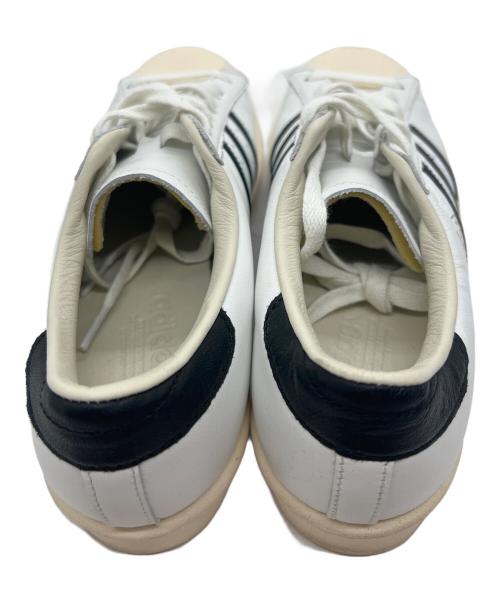 adidas（アディダス）adidas (アディダス) ローカットスニーカー ホワイト×ブラック サイズ:27の古着・服飾アイテム