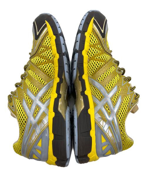 asics（アシックス）asics (アシックス) ローカットスニーカー イエロー×ブラウン サイズ:27の古着・服飾アイテム