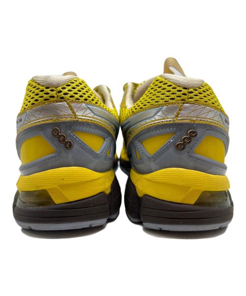 asics（アシックス）asics (アシックス) ローカットスニーカー イエロー×ブラウン サイズ:27の古着・服飾アイテム