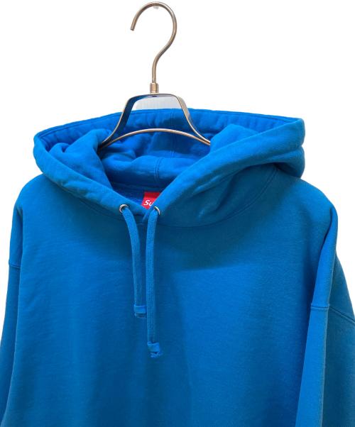 SUPREME（シュプリーム）SUPREME (シュプリーム) プルオーバーパーカー レッド×ブルー サイズ:Mの古着・服飾アイテム