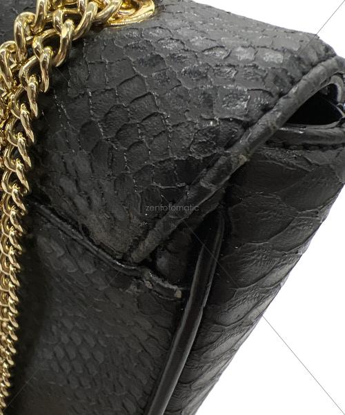 Vivienne Westwood（ヴィヴィアンウエストウッド）Vivienne Westwood (ヴィヴィアンウエストウッド) ショルダーバッグ ゴールド×ブラックの古着・服飾アイテム
