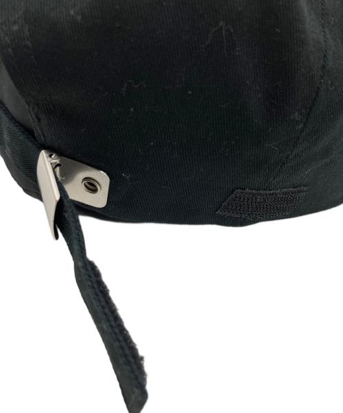 stussy（ステューシー）stussy (ステューシー) キャップ/STU Arch Strapback Cap ブラックの古着・服飾アイテム