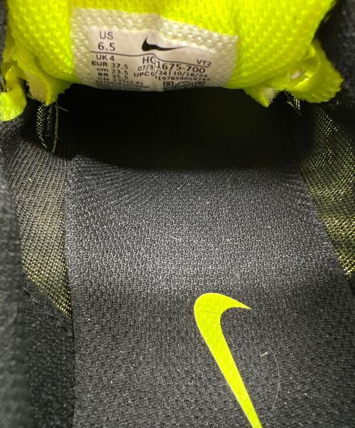 NIKE（ナイキ）NIKE (ナイキ) スニーカー イエロー サイズ:23.5 未使用品の古着・服飾アイテム