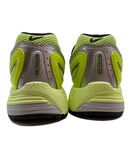 NIKE（ナイキ）NIKE (ナイキ) スニーカー イエロー サイズ:23.5 未使用品の古着・服飾アイテム