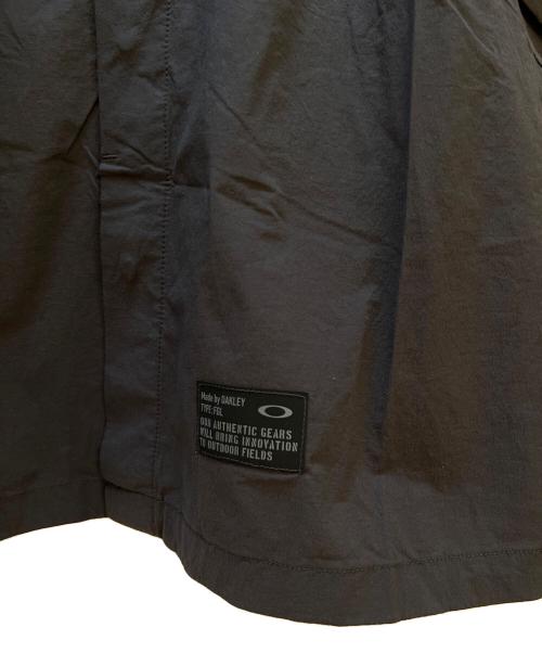 OAKLEY（オークリー）OAKLEY (オークリー) 半袖シャツ ブラック サイズ:Mの古着・服飾アイテム