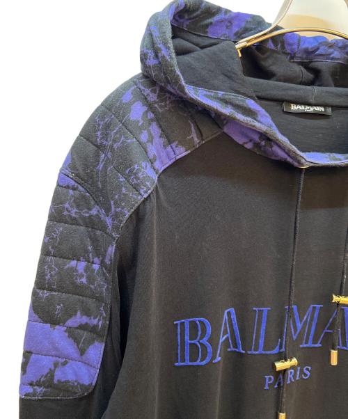 BALMAIN（バルマン）BALMAIN (バルマン) パーカー ブラック×ブルー サイズ:Lの古着・服飾アイテム