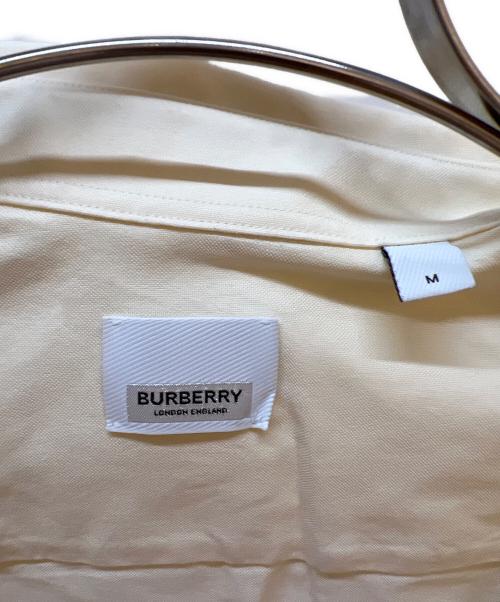 BURBERRY（バーバリー）BURBERRY (バーバリー) 半袖シャツ クリーム サイズ:Mの古着・服飾アイテム