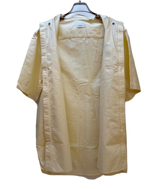 BURBERRY（バーバリー）BURBERRY (バーバリー) 半袖シャツ クリーム サイズ:Mの古着・服飾アイテム