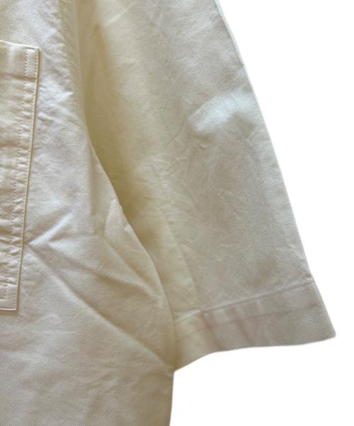 BURBERRY（バーバリー）BURBERRY (バーバリー) 半袖シャツ クリーム サイズ:Mの古着・服飾アイテム