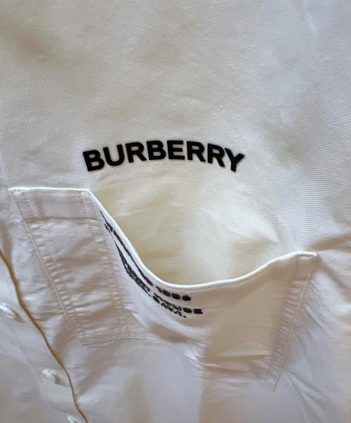 BURBERRY（バーバリー）BURBERRY (バーバリー) 半袖シャツ クリーム サイズ:Mの古着・服飾アイテム