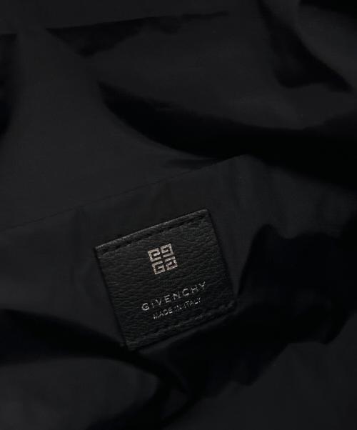 GIVENCHY（ジバンシィ）GIVENCHY (ジバンシィ) ウエストバッグ ブラックの古着・服飾アイテム