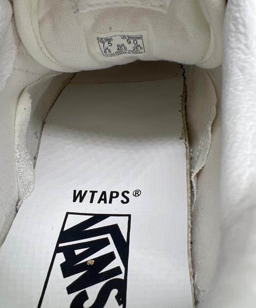 VANS（ヴァンズ）VANS (ヴァンズ) WTVUA (ダブルタップス) ローカットスニーカー アイボリー サイズ:25.5の古着・服飾アイテム