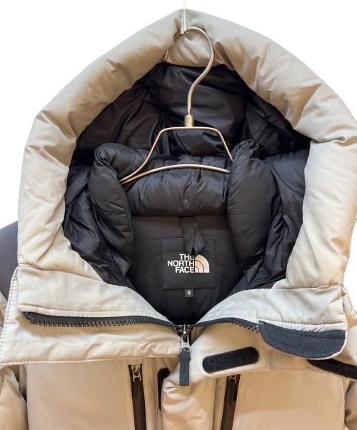 THE NORTH FACE（ザ ノース フェイス）THE NORTH FACE (ザ ノース フェイス) ダウンジャケット ライトグレー×グレー サイズ:Sの古着・服飾アイテム