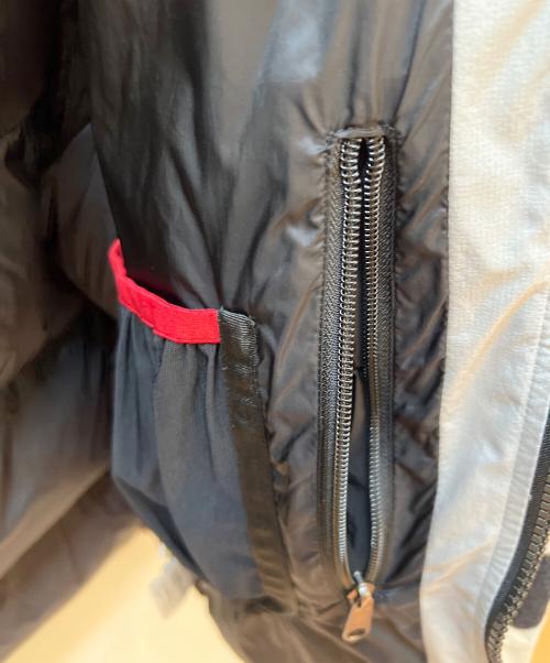 THE NORTH FACE（ザ ノース フェイス）THE NORTH FACE (ザ ノース フェイス) ダウンジャケット ライトグレー×グレー サイズ:Sの古着・服飾アイテム
