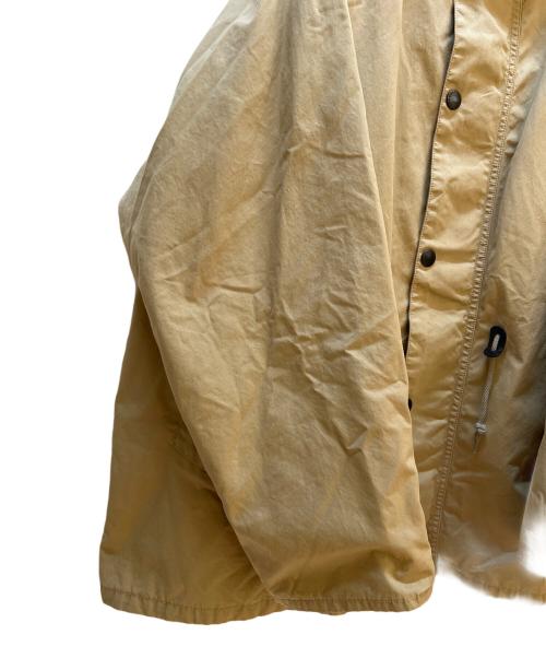 Barbour（バブアー）Barbour (バブアー) KAPTAIN SUNSHINE (キャプテンサンシャイン) マウンテンパーカー ベージュ サイズ:38の古着・服飾アイテム