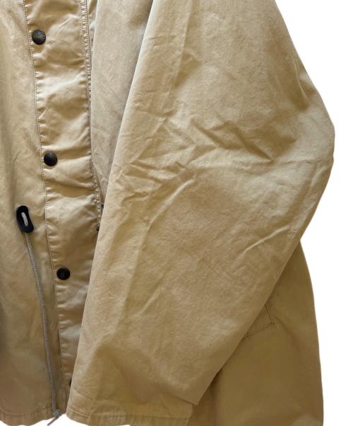 Barbour（バブアー）Barbour (バブアー) KAPTAIN SUNSHINE (キャプテンサンシャイン) マウンテンパーカー ベージュ サイズ:38の古着・服飾アイテム